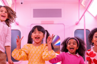 kids enjoying Museum of Ice Cream
